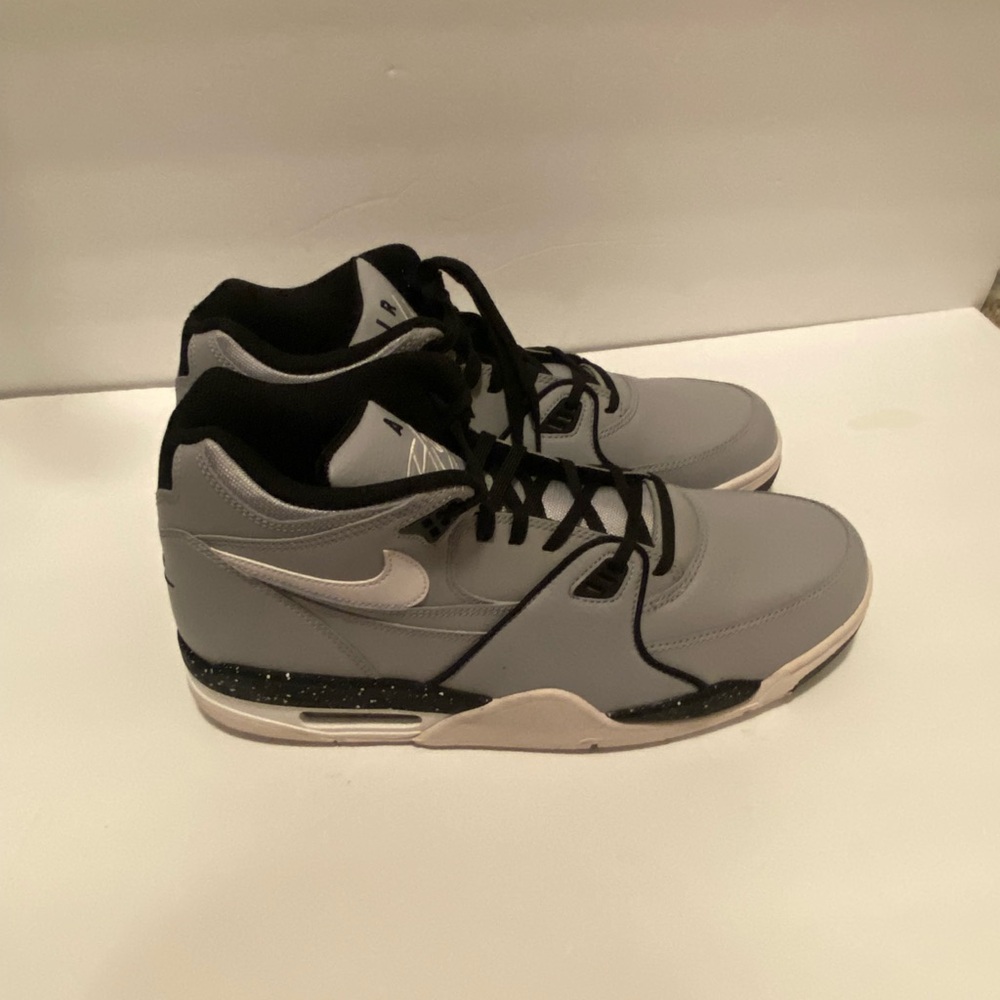 Nike Air Flight 89 Gray Wolf Size 12.5